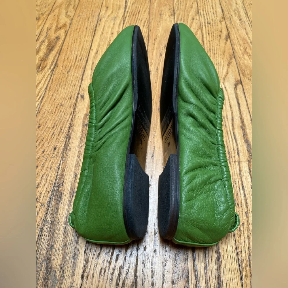 Fabulous Everlane Green Leather Scrunch Ballet Flats - Picture 6 of 12